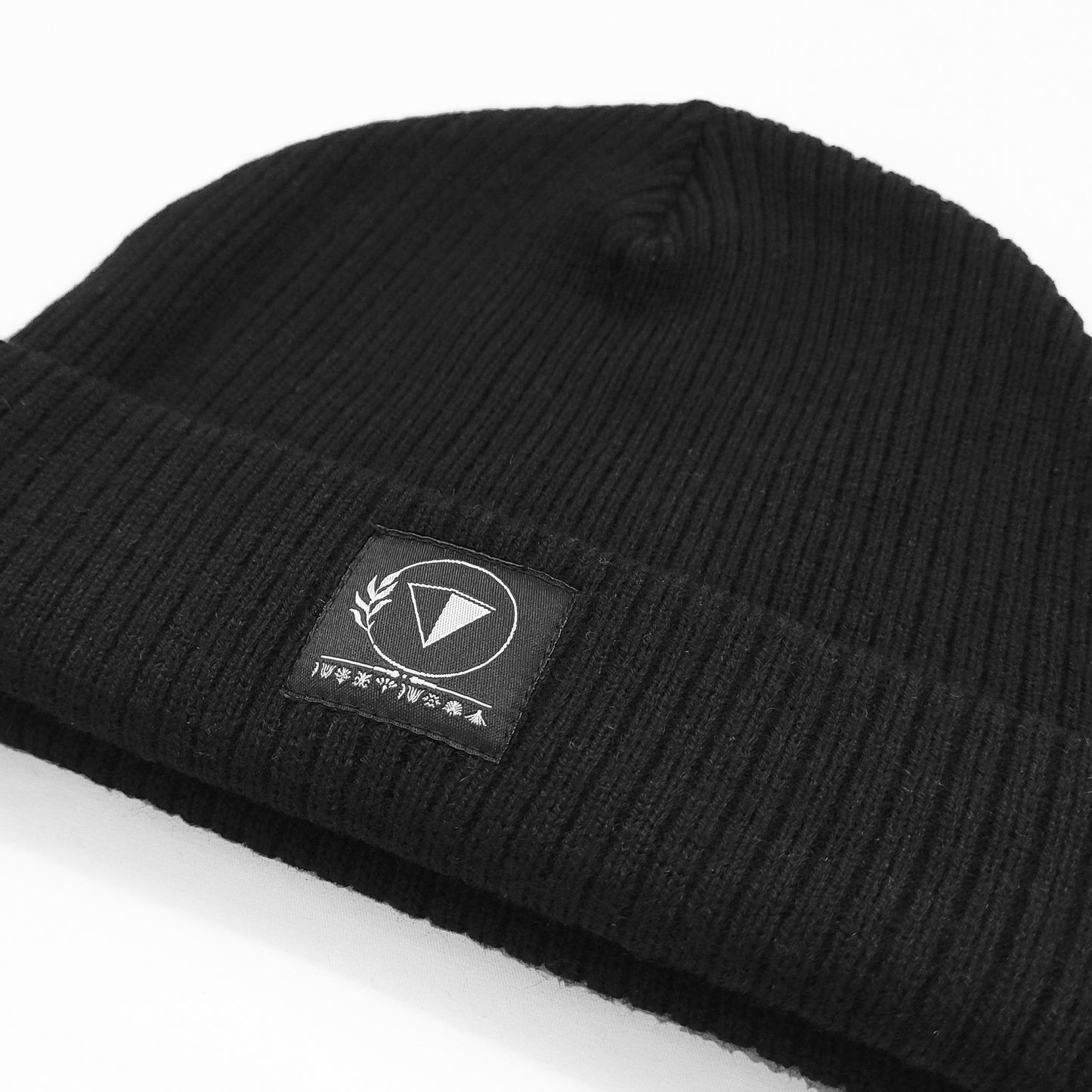 Earth Magic Ribbed Beanie - Black